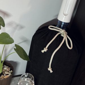 Чохол для бутля у чорному кольорі